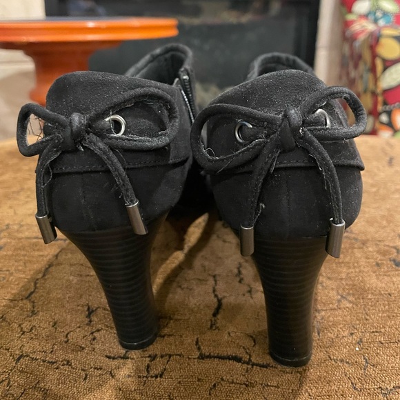 Coach and Four ankle heel boots - Picture 2 of 4